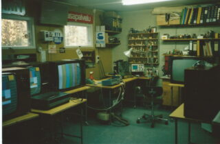 Uusi nykydokumentointi toteutettu tv- ja radiokorjaamoista sekä elektroniikan kierrätyksestä 